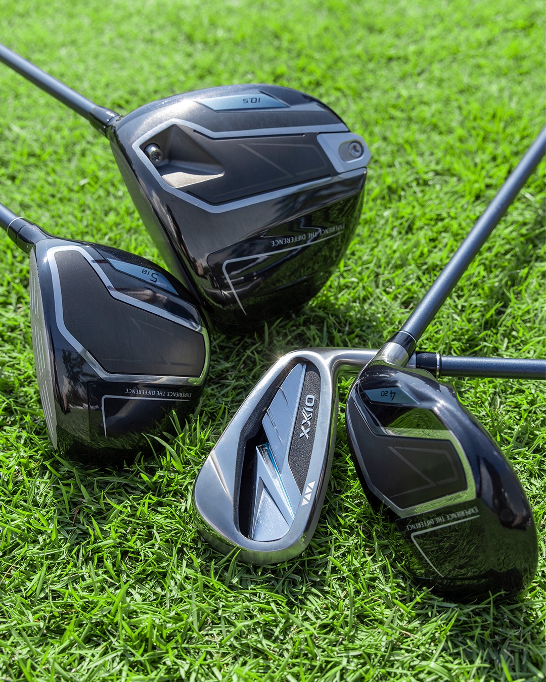 ゼクシオ XXIO EXPERIENCE THE DIFFERENCE | DUNLOP GOLFING WORLD
