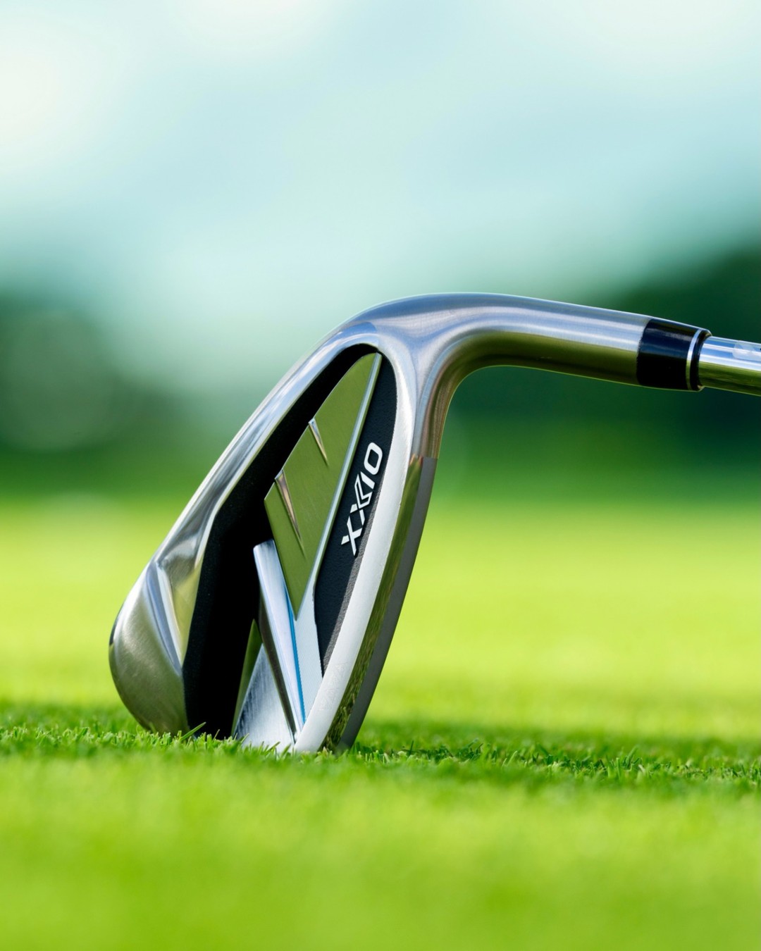 ゼクシオ XXIO EXPERIENCE THE DIFFERENCE | DUNLOP GOLFING WORLD